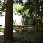 Attila Apartment near Castle district