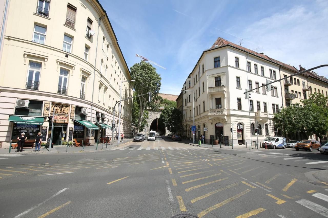 Castle Courtyard Hideaway Appartement Budapest