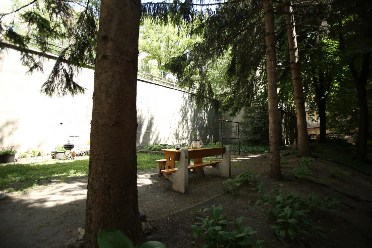 Attila Near Castle District *
