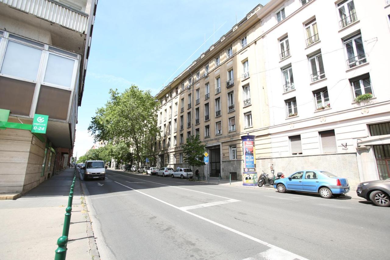 Attila Near Castle District